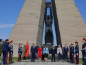 На мемориальном комплексе «Жертвам фашизма» возложили венки и цветы
