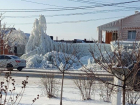 Ледяные скульптуры появились из-за коммунальной аварии в Шахтах