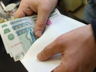 Судебного пристава в Шахтах поймали на взятке в 75 000 рублей
