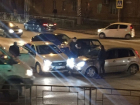 Двойное ДТП из 4 машин парализовало движение на улице Маковского в Шахтах