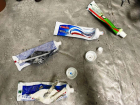 Шахтинец пытался передать в колонию тюбики зубной пасты с наркотиками