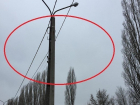 «Столбы поставили, а свет подключить забыли» - жалуется жительница улицы Мечникова в Шахтах
