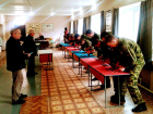  «Огневая подготовка» военно-спортивной игры собрала шахтинских старшеклассников в школе №35