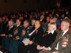 В драмтеатре вручали памятные знаки «85 лет Ростовской области»