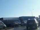 Огромная пробка скопилась на выезде из Шахт в сторону Ростова