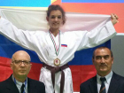 Воспитанница шахтинского тренера завоевала золото по каратэ