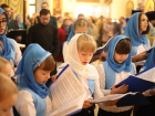 "Богородица присмотрит за ребенком": православные шахтинцы отмечают день Казанской защитницы