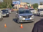 32-летний водитель электросамоката погиб, врезавшись в припаркованный автомобиль в Шахтах