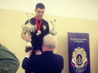 Шахтинец Тимур Парфенов завоевал золотую медаль по русскому жиму