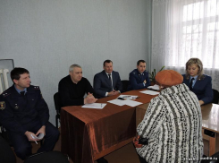  Жители поселка ТЭЦ требуют от прокуратуры убрать стихийную свалку на окраине Ново-Азовки