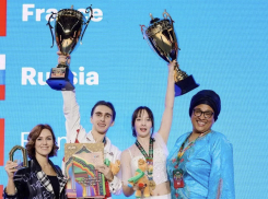 Шахтинский дуэт победил на чемпионате мира по акробатическому рок-н-роллу в Абу-Даби