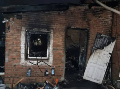 Смертельный пожар произошел на территории предприятия в Шахтах