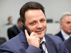 Глава комиссии, назначившей кандидатом в сити-менеджеры Шахт Игоря Медведева, уволился с поста заместителя губернатора
