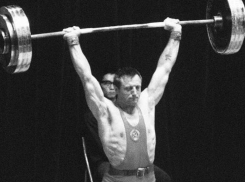 В Шахтах попрощались с величайшим атлетом — Рудольфом Плюкфельдером