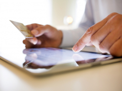 Оставил смартфон без присмотра – лишился кругленькой суммы