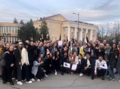 Творческая команда из Шахт как всегда лучшая: областной фестиваль собрал сильнейших