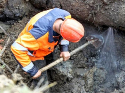 Начали оперативно, закончили качественно: бригада водоканала справилась с аварией за один день
