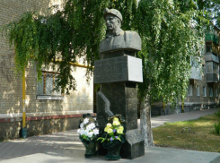 Останется ли на своем месте памятник М.П. Чиху?