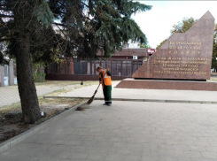 В Шахтах ведутся активные работы по благоустройству города 