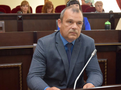  В числе 7 шахтинцев, которым присвоили звание Ветеран труда, экс-заместитель главы администрации Владимир Проскура