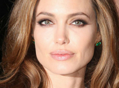Сегодня день рождения Анджелины Джоли