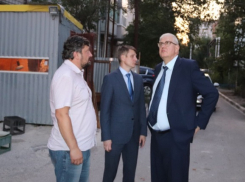 «Сдвинули сроки, чтобы сохранить качество»: о восстановительных работах на Хабарова в Шахтах