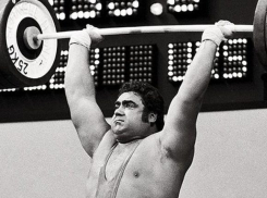 Рекорду Василия Алексеева исполняется 56 лет