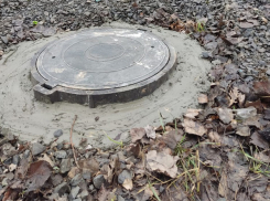 На 12 улицах города восстановили колодцы