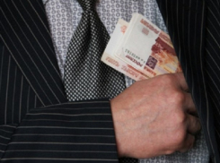 Легким испугом отделался укравший 200 тысяч рублей лже-предприниматель из Шахт 