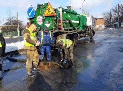 В Шахтах снова взялись за промывку канализации