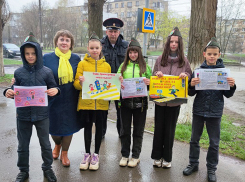 ДТП с участием детей можно предотвратить: Алексей Смирнов и ученики 38 школы предупреждают и советуют