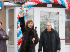 В Шахтах после ремонта торжественно открыли школу №15