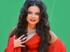 Сегодня Наташе Королевой исполняется 43 года