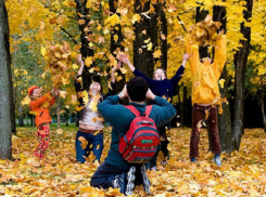 Шахтинские школьники уйдут на осенние каникулы раньше