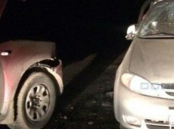 Недалеко от Шахт  «Шевроле-Лачетти» протаранил «Рено»