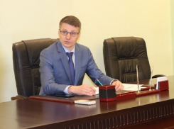 Разобраться с мусором, дорогами и подготовкой к зиме в Шахтах решил Андрей Ковалев