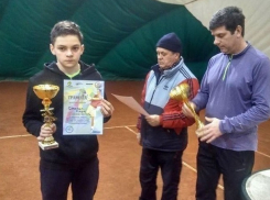 Сразу две победы одержали теннисисты из Шахт в Донской столице