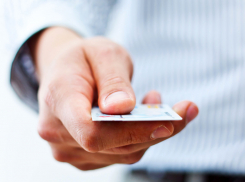 Выплаты родители школьников получат до середины августа