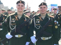 Найден еще один шахтинец – участник парада на Красной площади