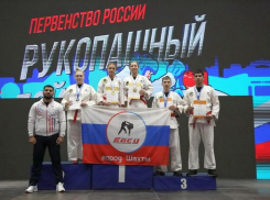 Девушки-бойцы из Шахт завоевали два золота на первенстве России по рукопашному бою
