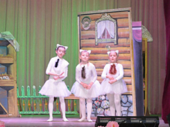 Воспитанники Дома детского творчества поставили спектакль