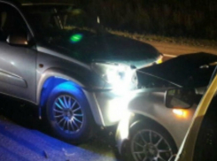 На трассе М-4 столкнулись «Тойота» и ВАЗ