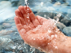 Воду шахтинцам решили не отключать