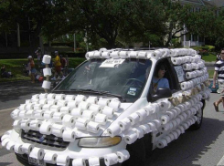 Владелец самого оригинального автомобиля в Шахтах получит приз