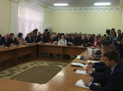 Половине шахтинских депутатов разрешили прогуливать Думу