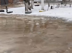 Сад № 56 в Шахтах затопило канализационными стоками