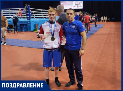 Шахтинец Валентин Агеев стал победителем и лучшим боксером международного турнира