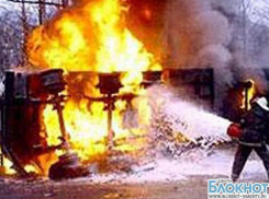 В Шахтах обнаружили сгоревший микроавтобус