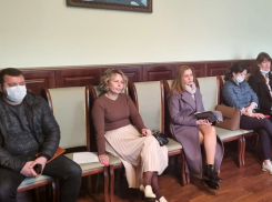 Шахтинским работодателям указали на необходимость соблюдать трудовое законодательство