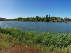 Купаться запрещено: в Шахтах закрыли единственный разрешенный водоем